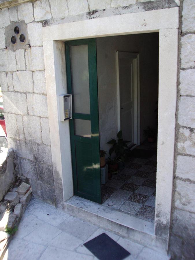 Studio Apartment Sretna Split Luaran gambar