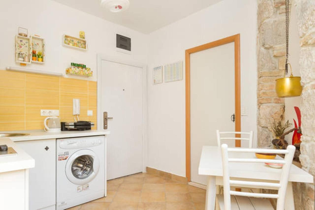Studio Apartment Sretna Split Luaran gambar